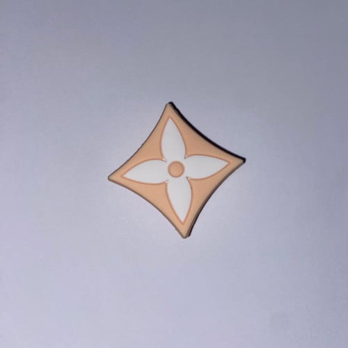 تشارمز | LV Flower 1