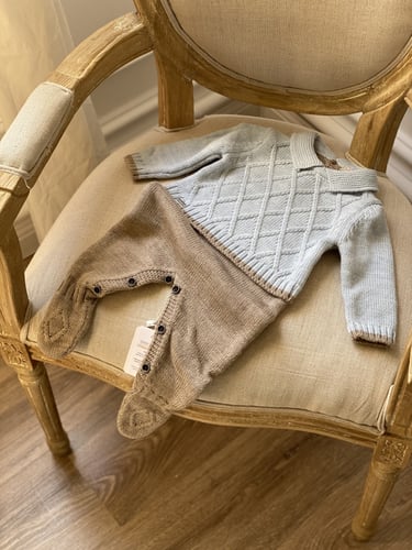 أفرول ولادي راقي شتوي ذو طابع كلاسيكي