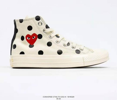 COMME des GARÇONS PLAY x Converse Chuck Taylor 197...