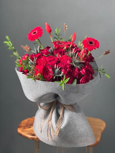 باقه الجوري والبيبي روز والتوليب