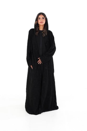 عباية اسود مطرزة