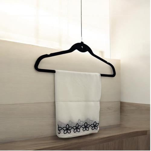 طرحة ابيض بتطريز كحلي