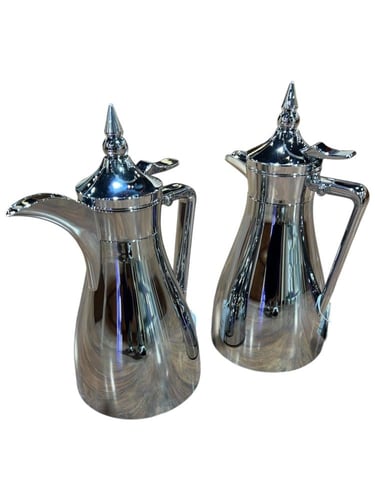 طقم ترامس - قهوة - شاي فضي سعة 1 لتر + 0.80 لتر