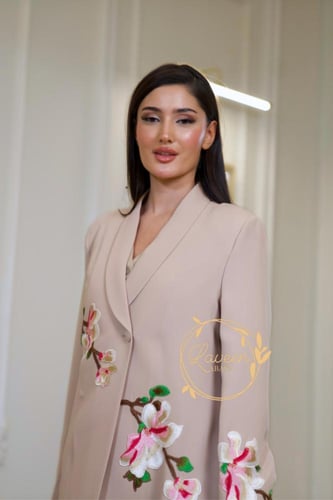 عباية بليزر LA157