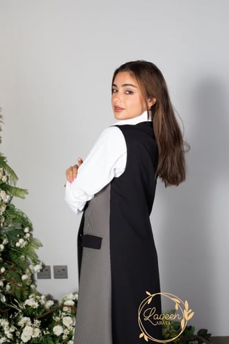 بليزر رسمي بدون اكمام LA62