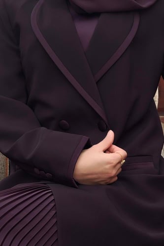 عباية بليزر LA211