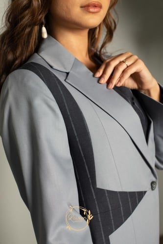 عباية بليزر LA109