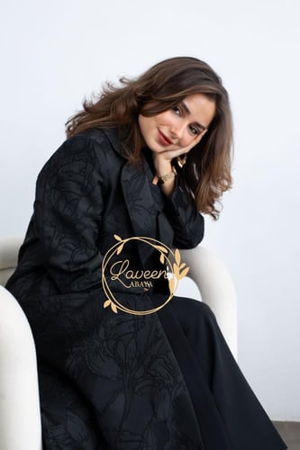 عباية بليزر LA149