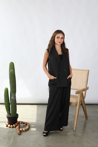 بدلة داخلية سوداء LA49