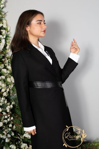 بليزر اسود بتداخلات جلد LA57