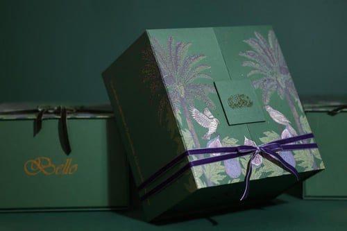 بوكس الإهداء التين المجفف بالمكسرات