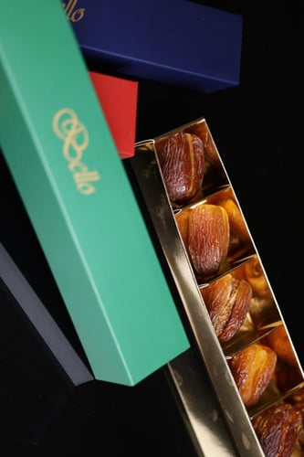 بوكس التمر الصقعي المحشي