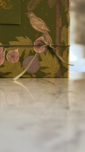 بوكس الإهداء تمر العجوة الفاخر