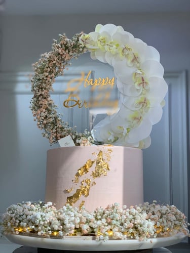 الكيكه المضيئة