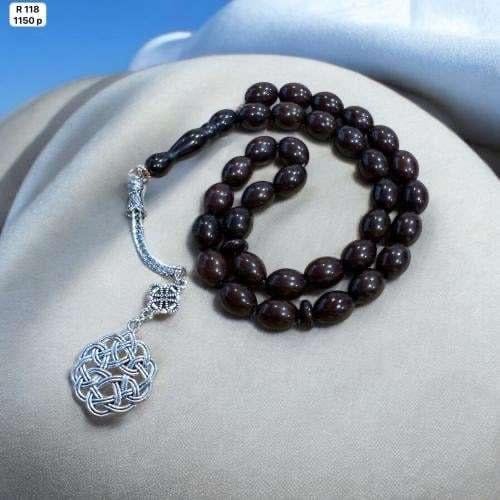 سبحة أكريليك باللون