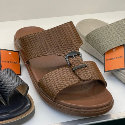 حذاء خليجي مقاس كبير