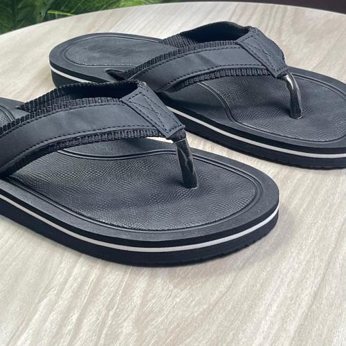 سليبر رجالي خفيف - أسود