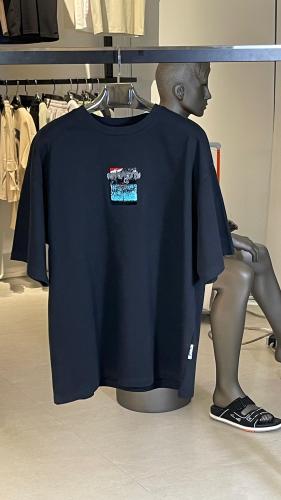 تيشيرت رجالي - ٤