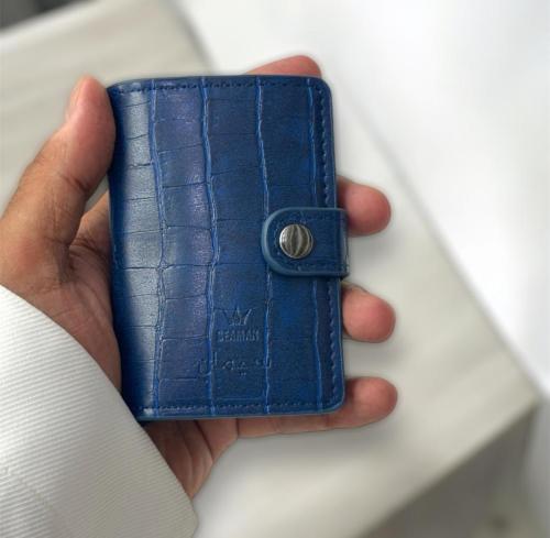 محفظة بطائق