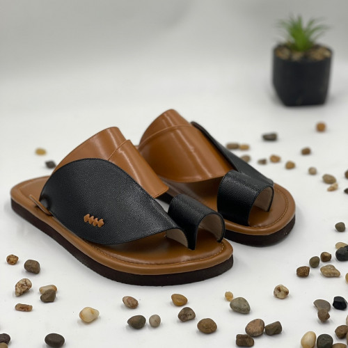 حذاء شرقي شبابي B-212-00