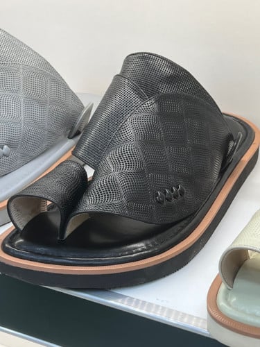 حذاء شرقي مقاسات كبيرة أرضية مريحة