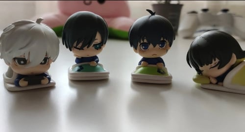 Yoichi Isagi small sleeping figure