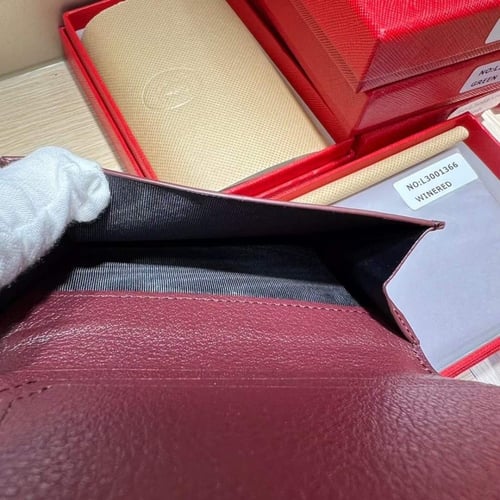 محفظة كارتير عودي