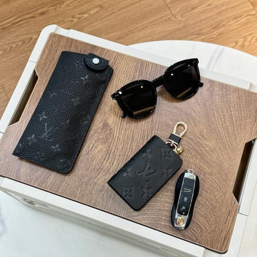 ميدالية لويس فيتون الفخمه