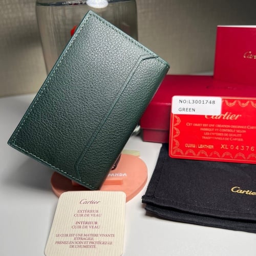 محفظة كارتير بطايق أخضر