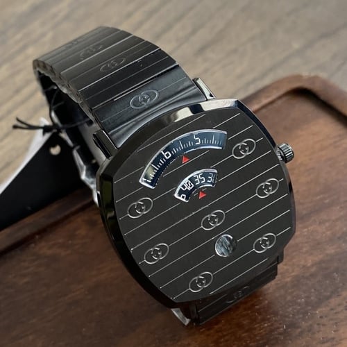 ساعة قوتشي طبلون