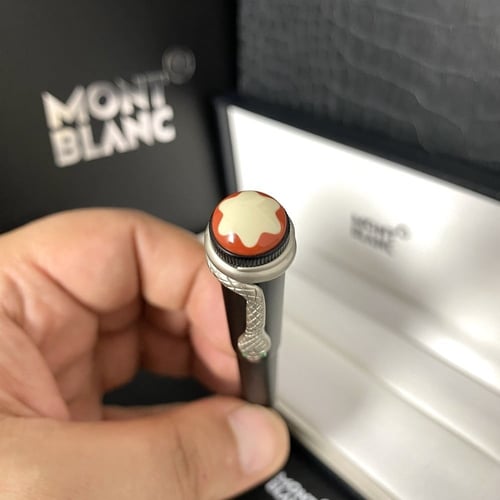 قلم مونت بلانك ثعبان مطفي