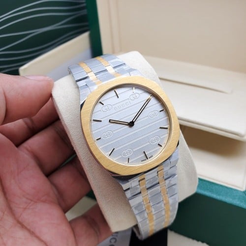 ساعة قوتشي الرجالية