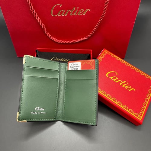 محفظة كارتير زيتي بزخرفة ذهبية