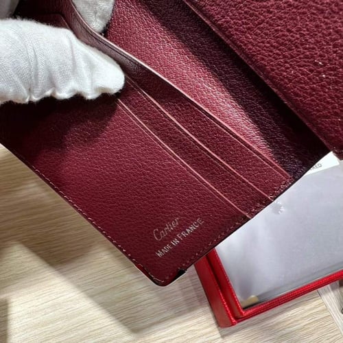 محفظة كارتير عودي