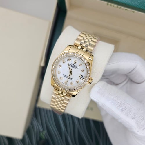 ساعة رولكس النسائية