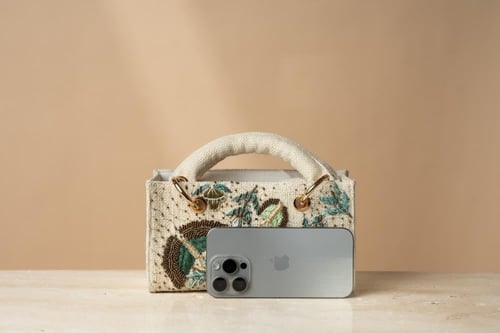 Eid Butterfly طلب مسبق