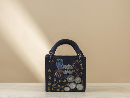 Nature طلب مسبق