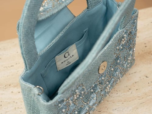 Blueberry طلب مسبق