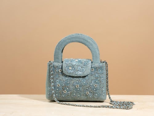 Blueberry طلب مسبق