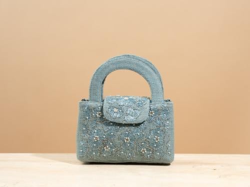 Blueberry طلب مسبق