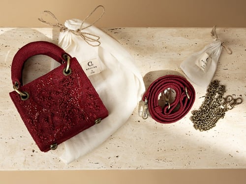 Micro Cherry طلب مسبق