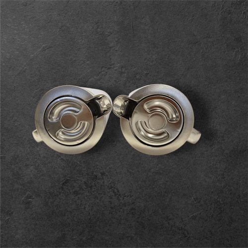 طقم ترامس شاهي و قهوه لون ابيض وغطاء فضي مطفي