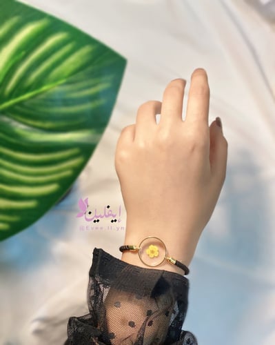 طقم اكسسوار انيق بالورد الطبيعي