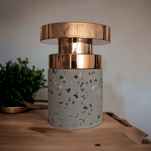 شمعدان تيرازو شمعة عريضه