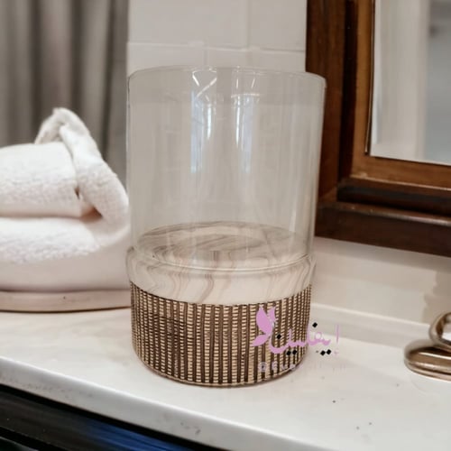 شمعدان سراميك حجم كبير على شكل خشبي بغطاء زجاجي