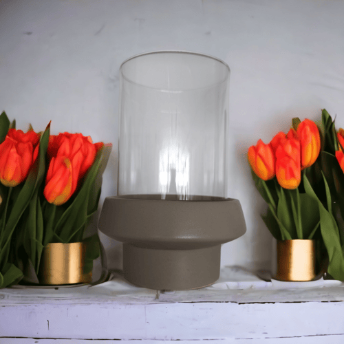 شمعدان رصاصي بغطاء زجاجي