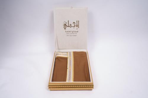 باقة بشوت الديوان نخب أول - عسلي - شبكة بيضاء بمعي...