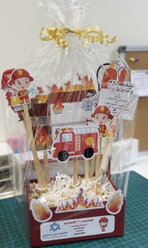 مجسم ورقي الدفاع المدني