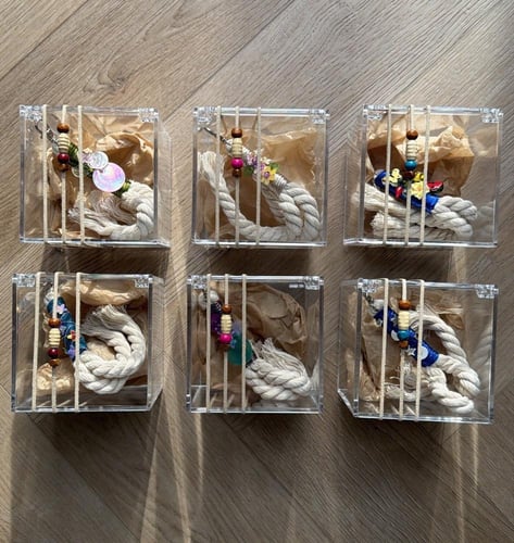 توزيعات مكرميه مطرزه