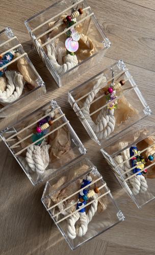 توزيعات مكرميه مطرزه